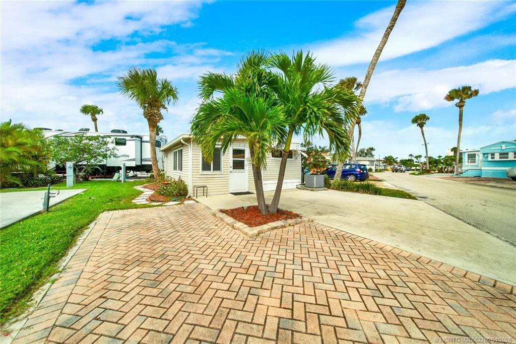 10725 S Ocean Drive #162, Jensen Beach FL - photo 22 of 34