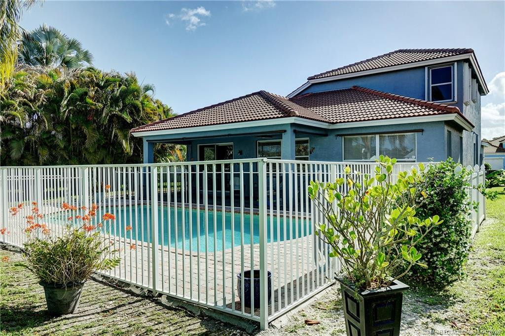 Photo 8 at 2120 NW Marsh Rabbit Lane, Jensen Beach