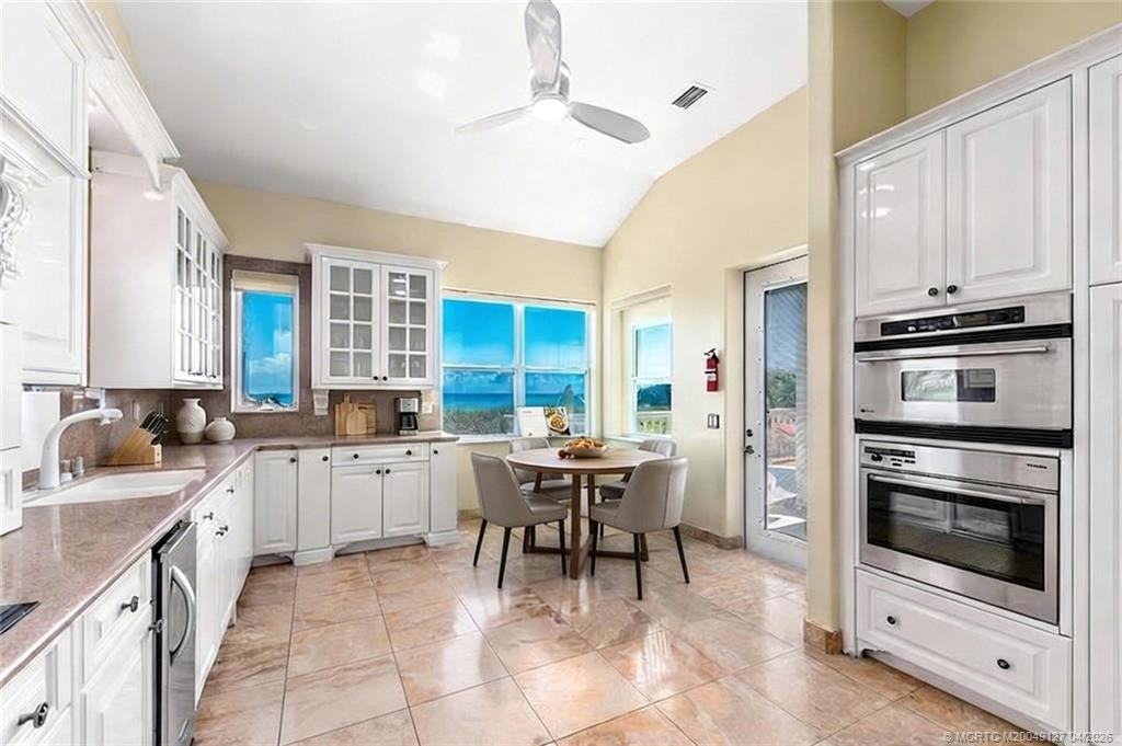 Gourmet Kitchen