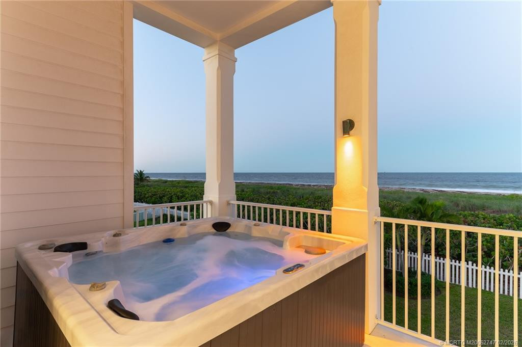 Spa with room for 4