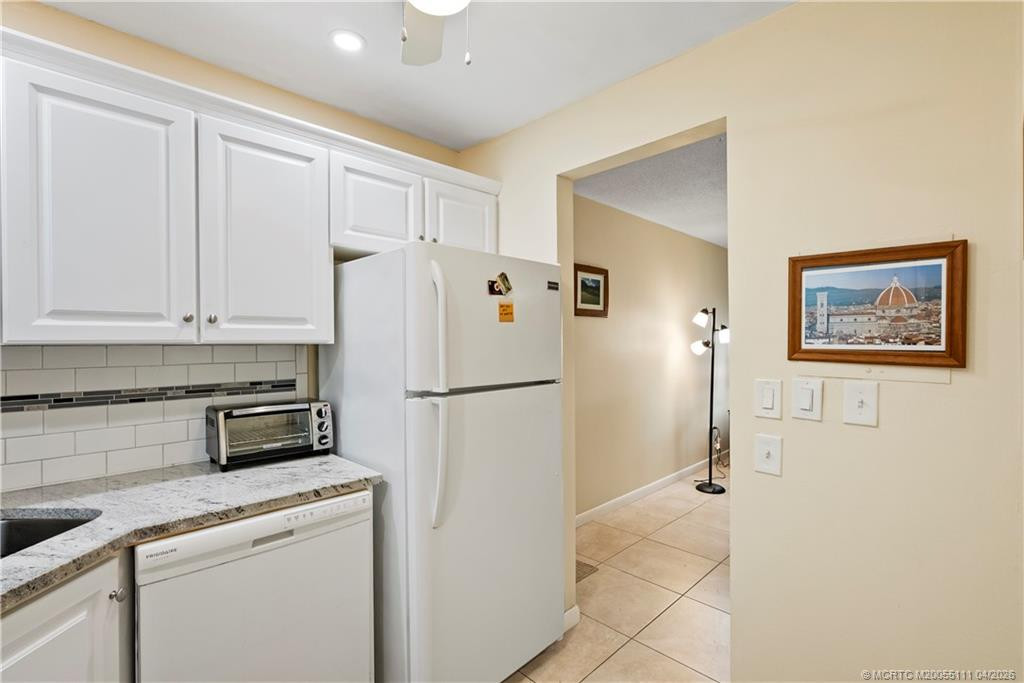 Photo 4 at 1905 SW Palm City Road 3C, Stuart