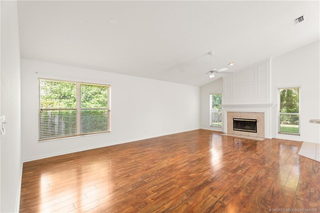 Photo 6 at 904 NW Waterlily Place, Jensen Beach