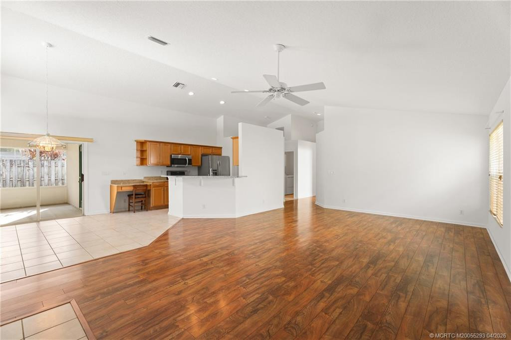 Photo 7 at 904 NW Waterlily Place, Jensen Beach