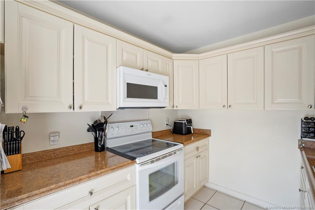 2992 SW Sunset Trace Circle, Palm City – leased