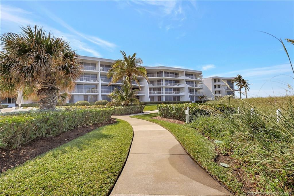 2001 SE Sailfish Point Boulevard 117 — photo 4