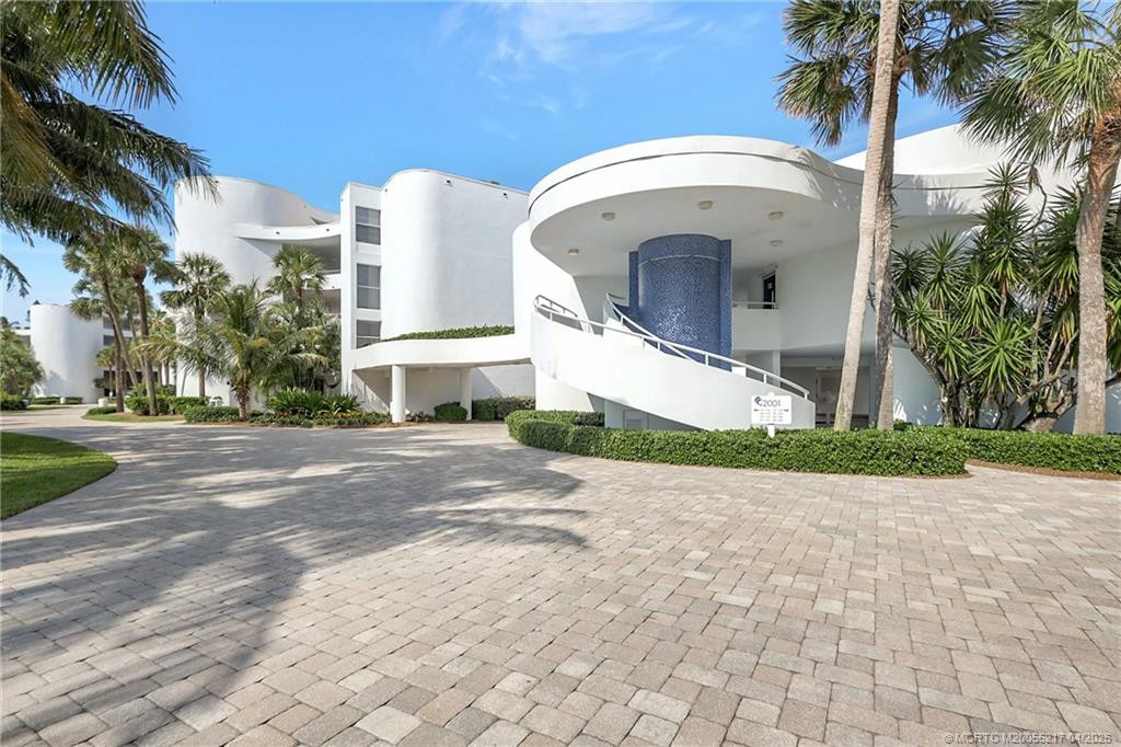 2001 SE Sailfish Point Boulevard 117 — photo 29