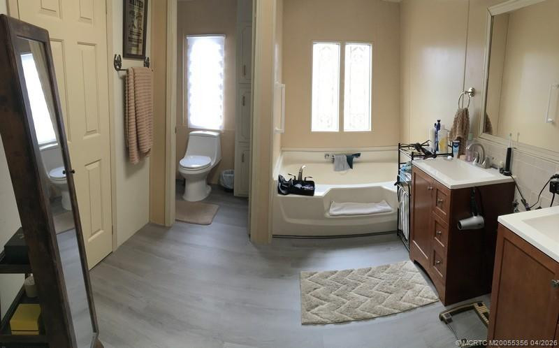 Master Bath Area