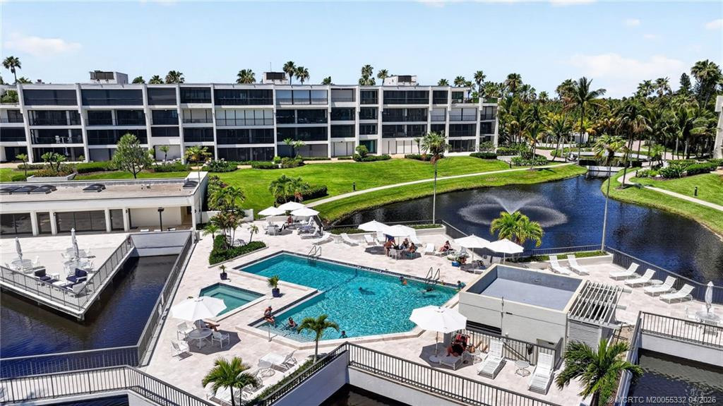 2800 recently renovated pool and clubhouse