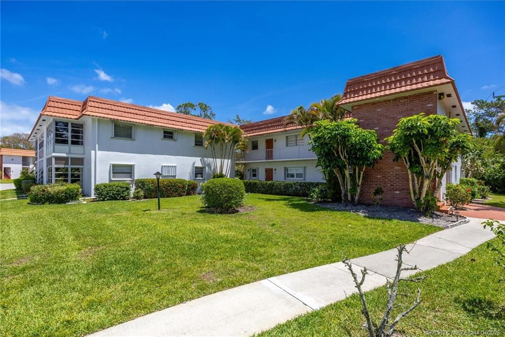 Property photo for 2600 SE Ocean Boulevard N8, Stuart, FL 34996