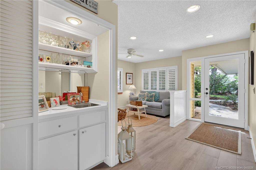 Wet Bar
