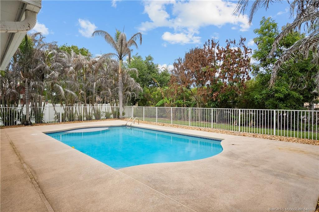 Pool Shot (2)
