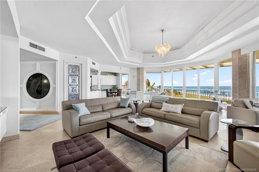 Tray ceiling detail adds volume and interest