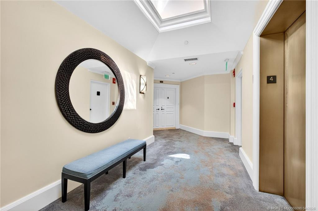 Elevator serves 2 units per floor