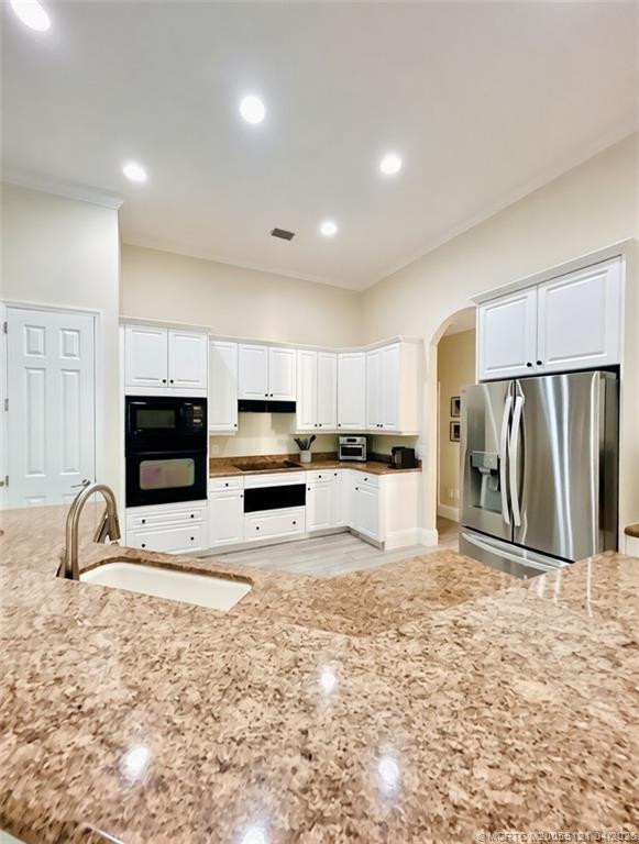 8824 SE Oak Grove Terrace, Hobe Sound FL - photo 10 of 59