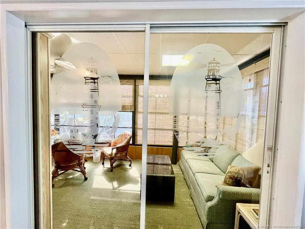 Double pocketing sliding glass doors to lanai
