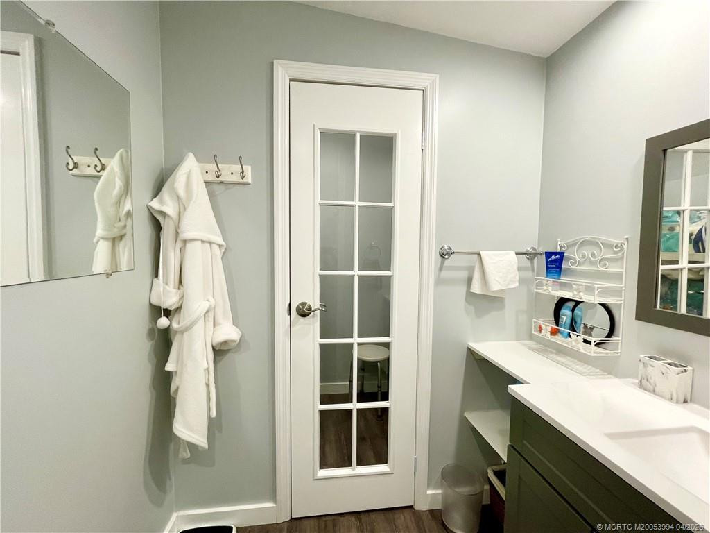 Bonus extra room for storage in Main Bath