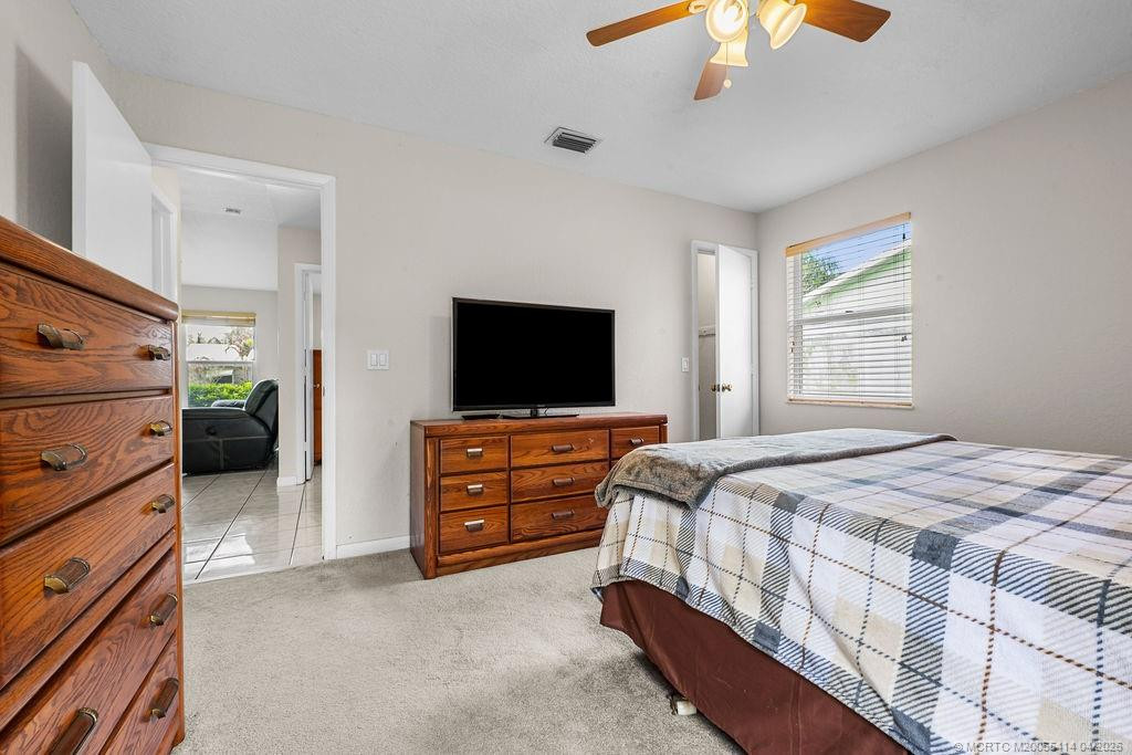 Main Bedroom w/ Walk In Closet