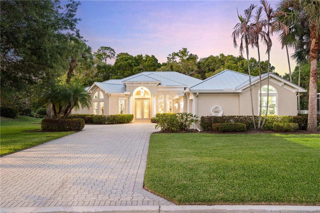 917 SW Blue Stem Way home for sale in Florida Club