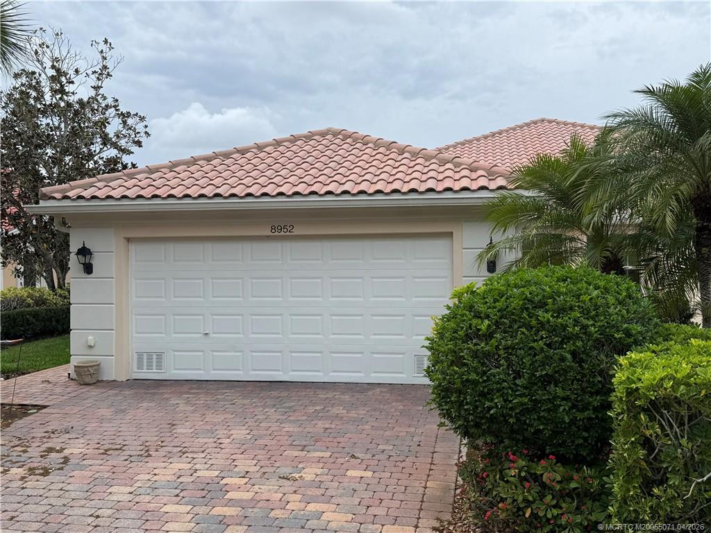 Two Car Garage at 8952 SE Retreat Drive, Hobe Sound