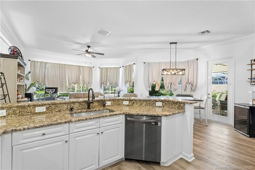 4317 SE Coventry Lane, Stuart FL - photo 17 of 61