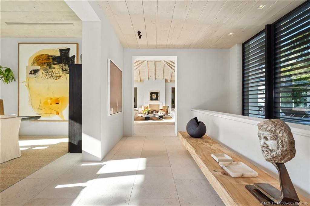 109 S River Road 18