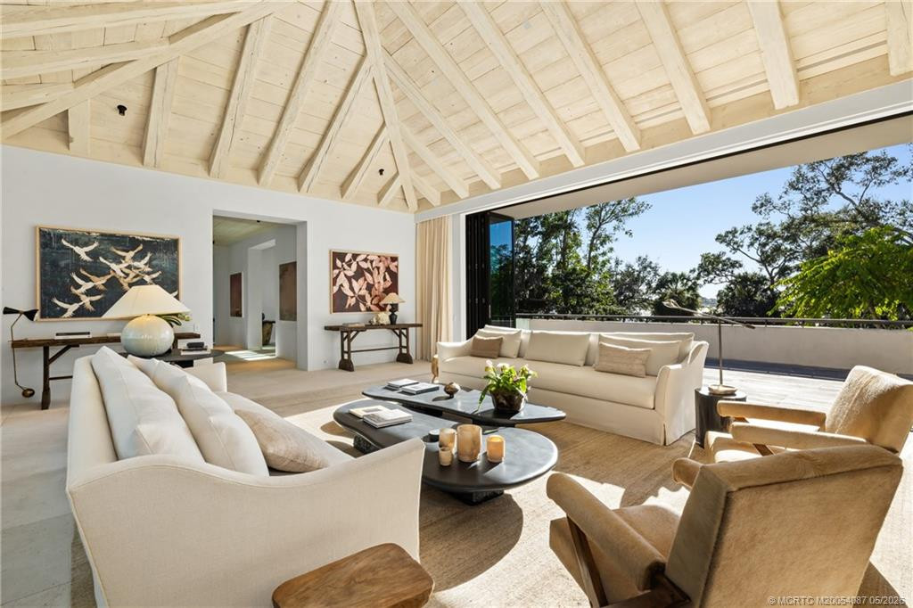 109 S River Road 23