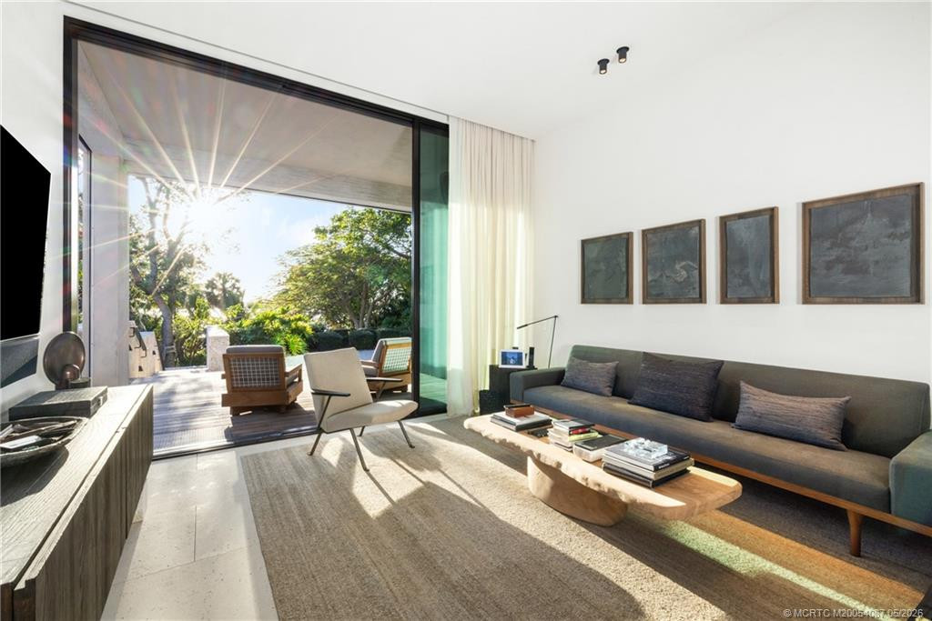 109 S River Road 26