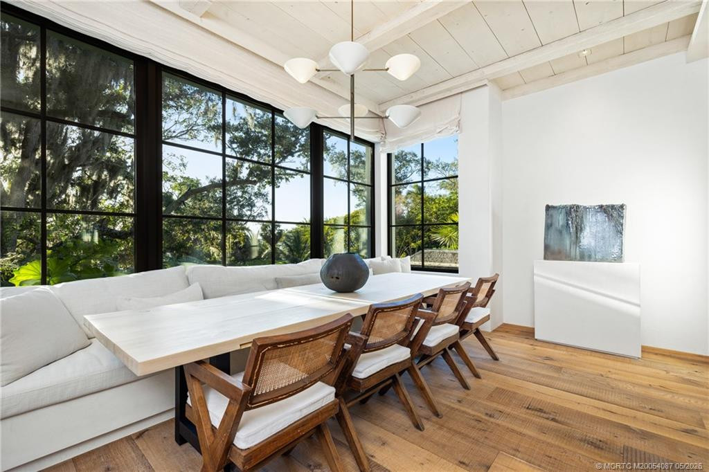 109 S River Road 45