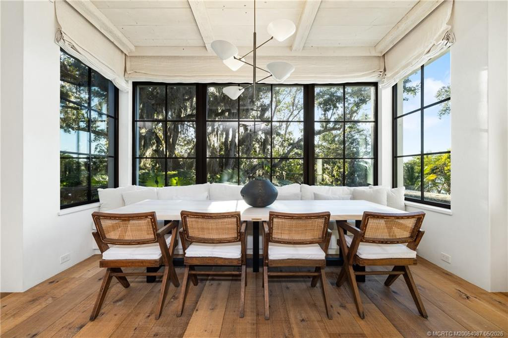 109 S River Road 47