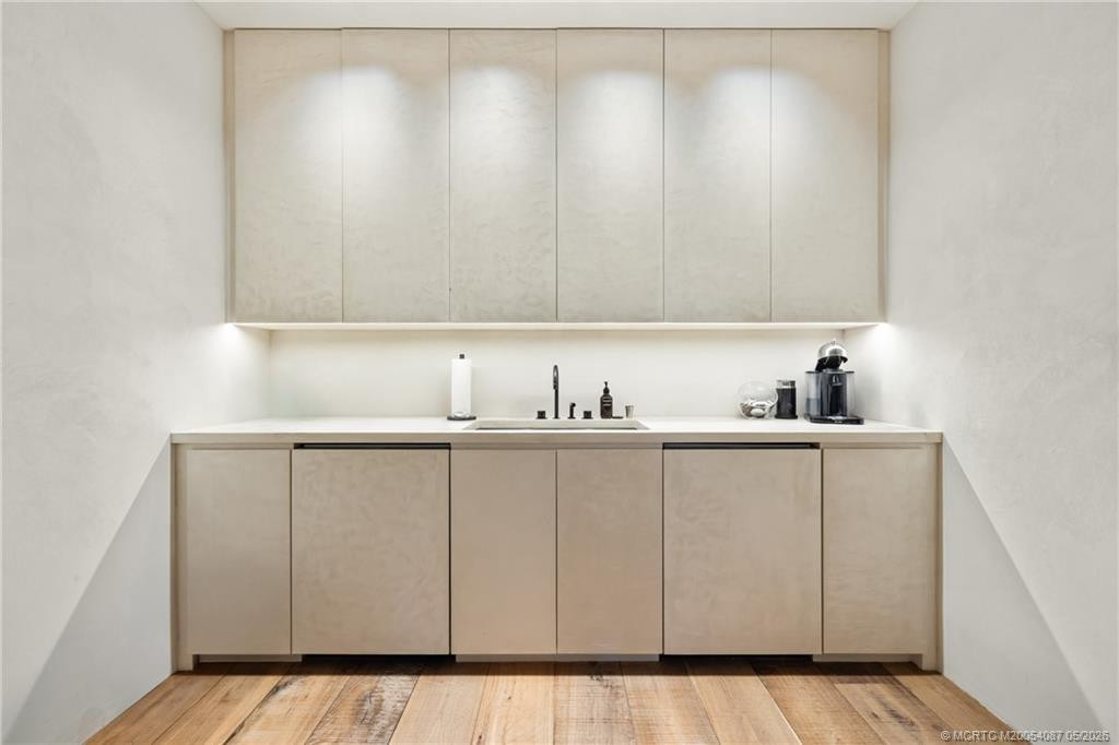 109 S River Road 50
