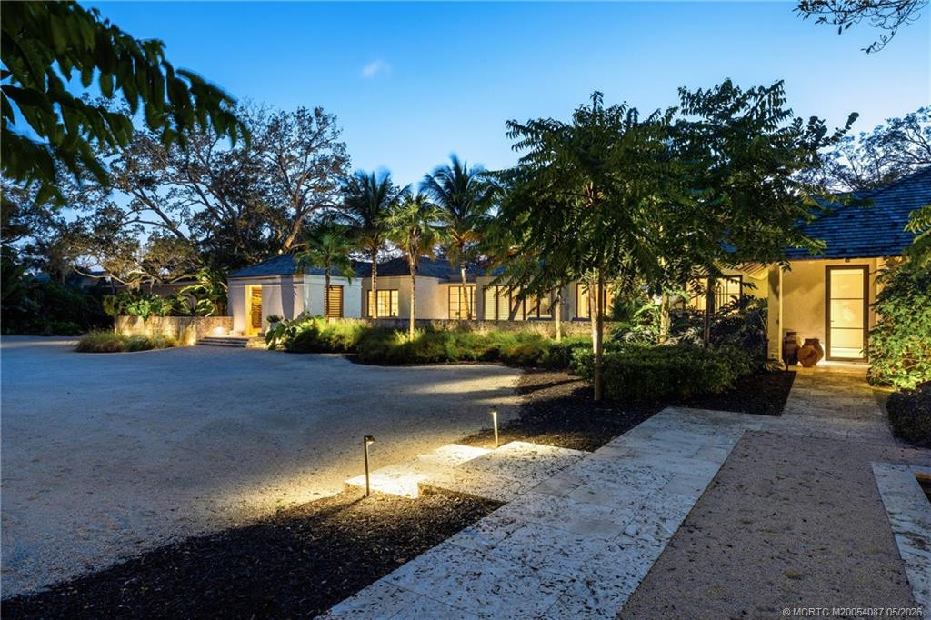 109 S River Road 61