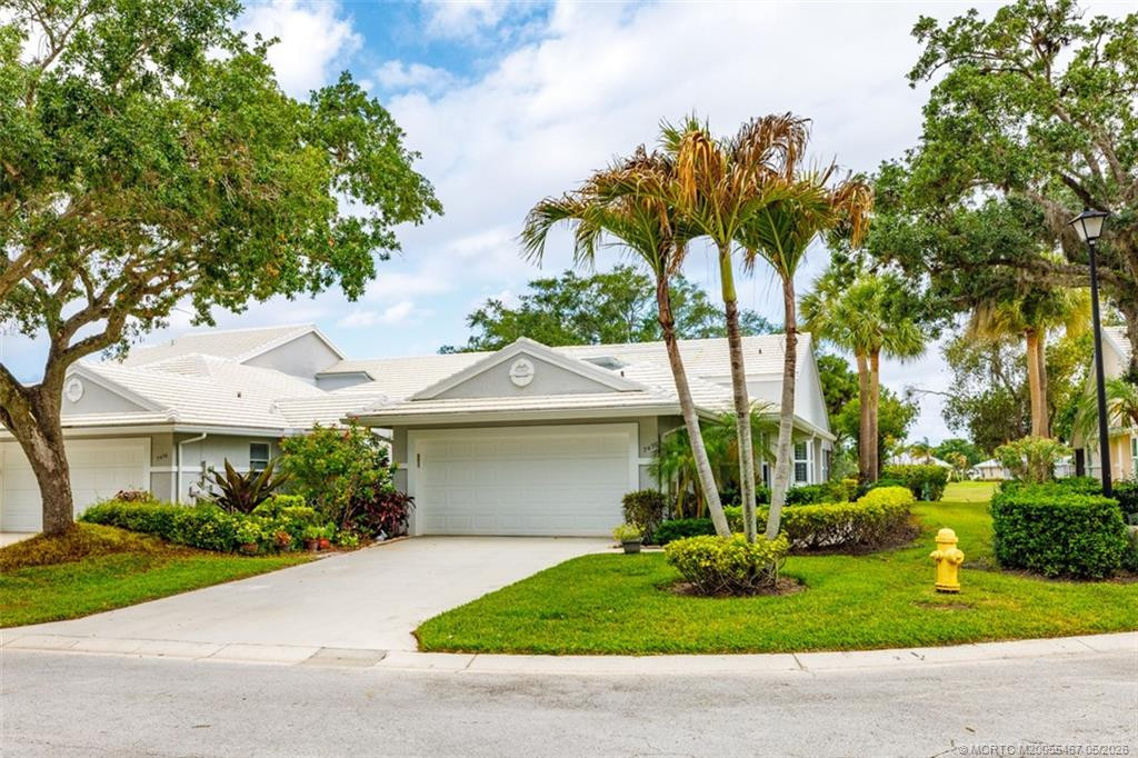 Photo 2 at 2438 SW Foxpoint Trail, Palm City