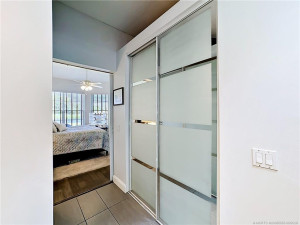 2 closets one on the right and one on the left side. Walk in.