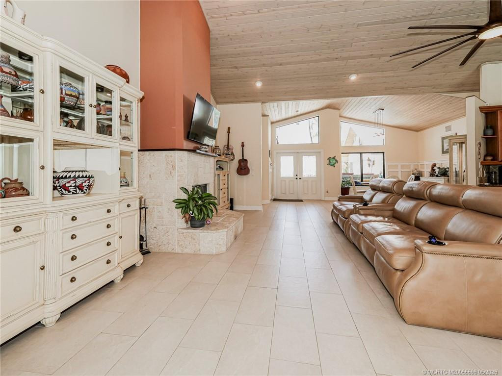 Photo 6 at 841 SW Catalina Street, Palm City