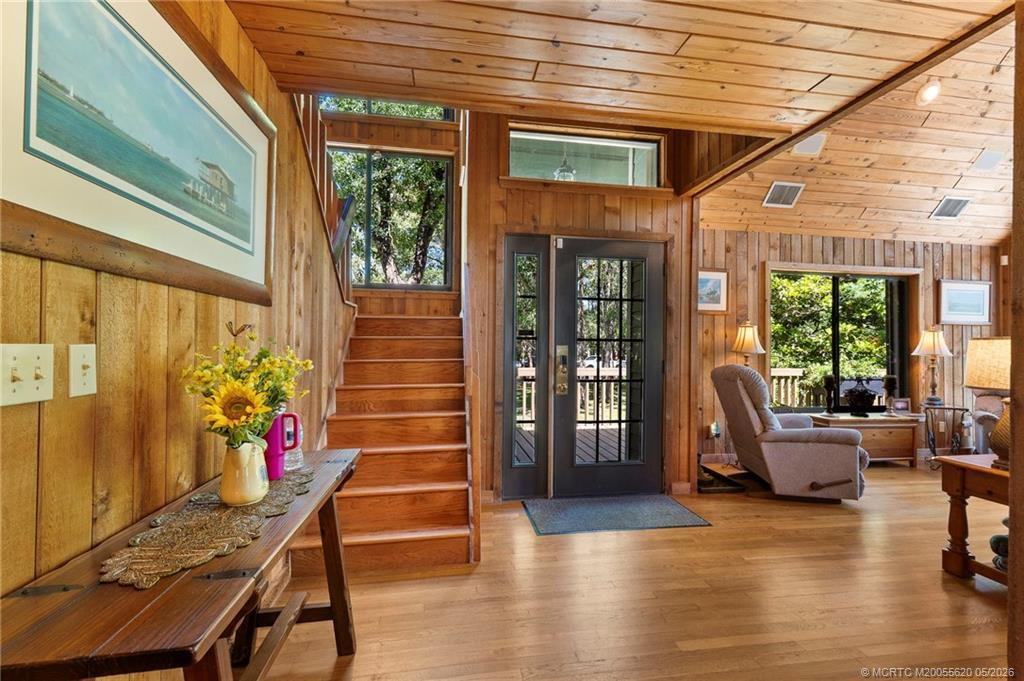 Foyer at 4558 SW Cherokee Street, Palm City