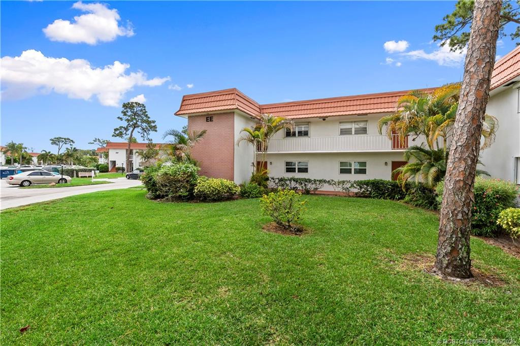 2600 SE Ocean Boulevard #EE15 home for sale in Vista Pines