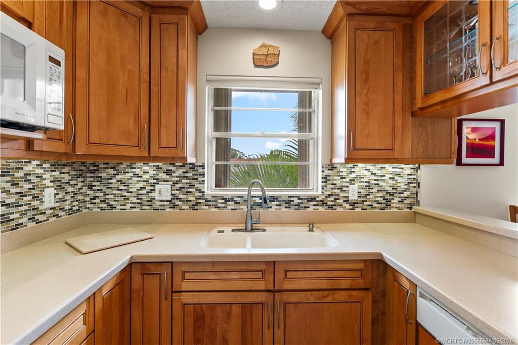 2 bedroom Condominium at 2600 SE Ocean Boulevard #Ee15, Vista Pines Condo, Stuart — photo 5