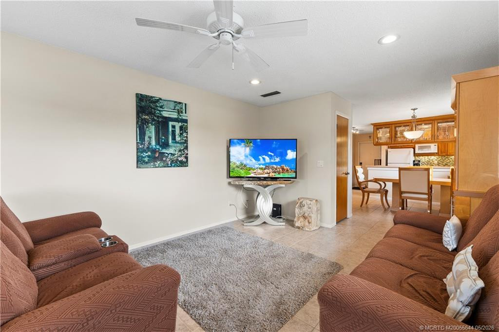 2600 SE Ocean Boulevard #Ee15, Stuart FL - photo 13 of 46