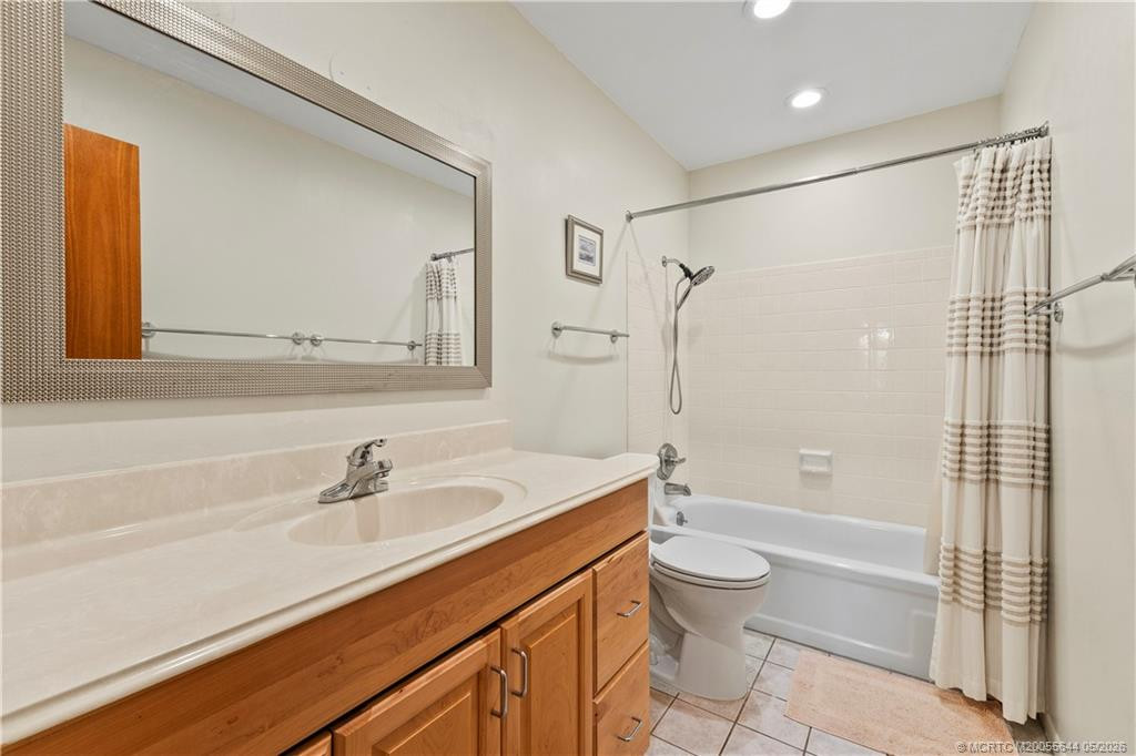 2600 SE Ocean Boulevard #Ee15, Stuart FL - photo 23 of 46