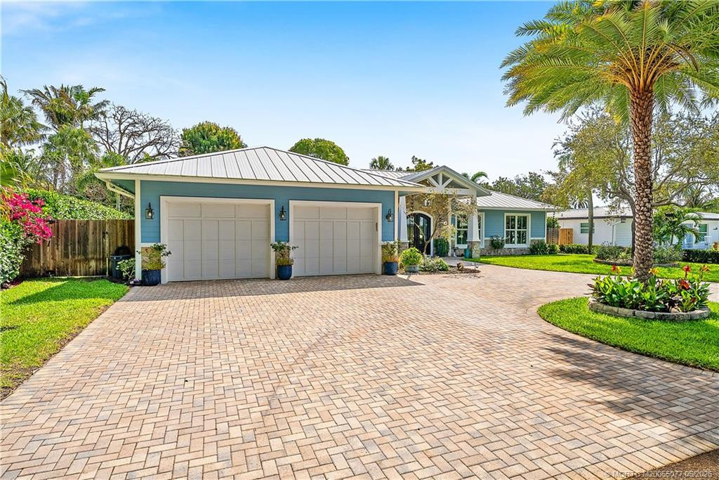 4 bedroom Single Family Residence at 305 SE Flamingo Avenue, Stuart, Stuart — photo 3