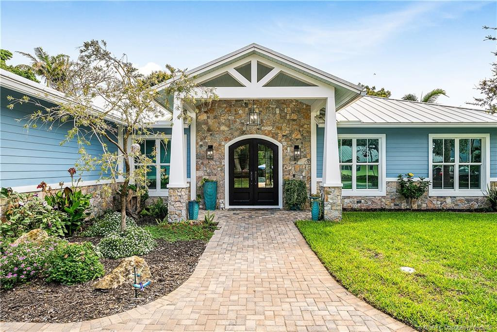 4 bedroom Single Family Residence at 305 SE Flamingo Avenue, Stuart, Stuart — photo 4