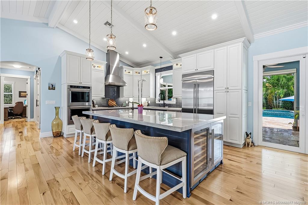 305 SE Flamingo Avenue, Stuart FL - photo 10 of 62