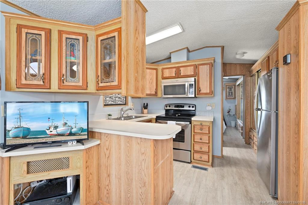 Photo 7 at 692 Nettles Boulevard, Jensen Beach