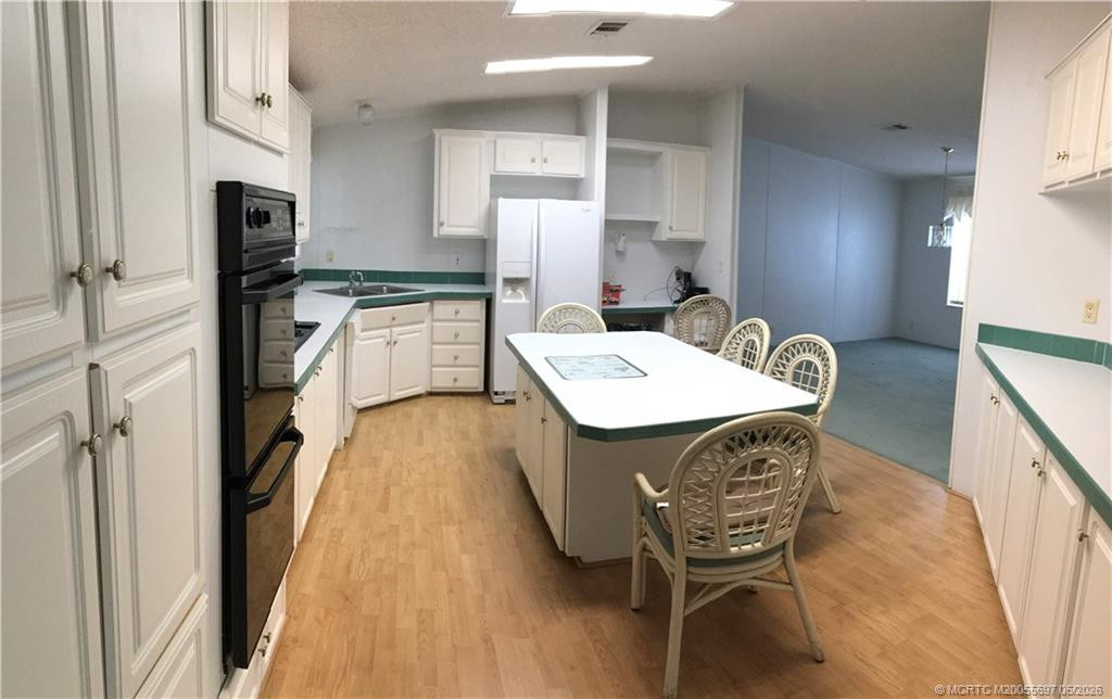 16297 Sw Indianwood Circle Sw O-24