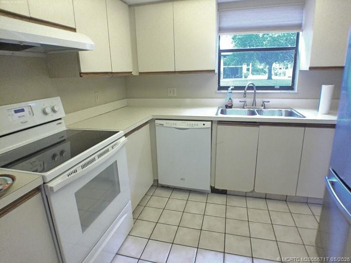 1 bedroom Condominium at 121 SW South River Drive #105, South River Village 01 Condo, Stuart — photo 4