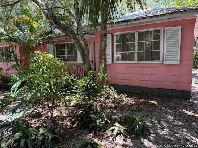 2 bedroom Single Family Residence at 713 SW Bryant Avenue, Bessey 2nd Add, Stuart — photo 1
