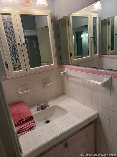 713 SW Bryant Avenue, Stuart FL - photo 13 of 15