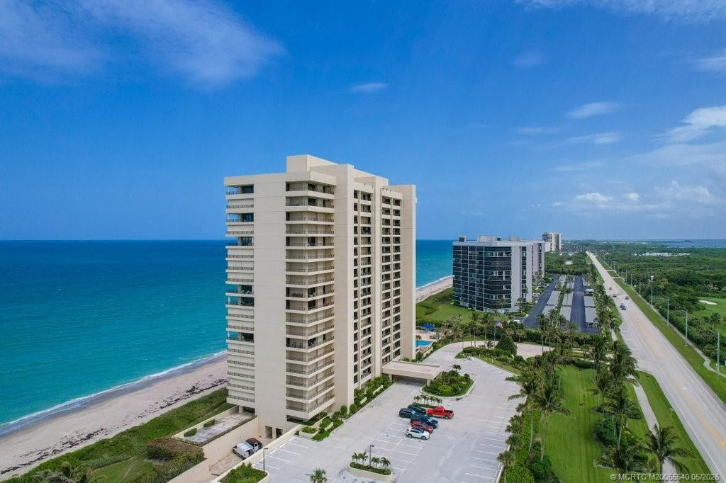 8750 S Ocean Drive 50, Jensen Beach – sold