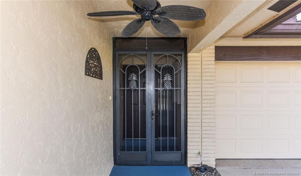 Photo 2 at 2580 SW Bobalink Court, Palm City
