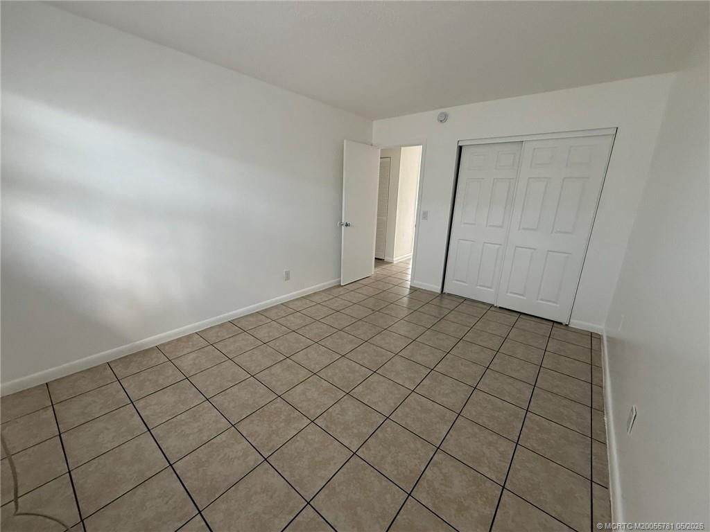 Photo 5 at 1865 40th Avenue 1, Vero Beach